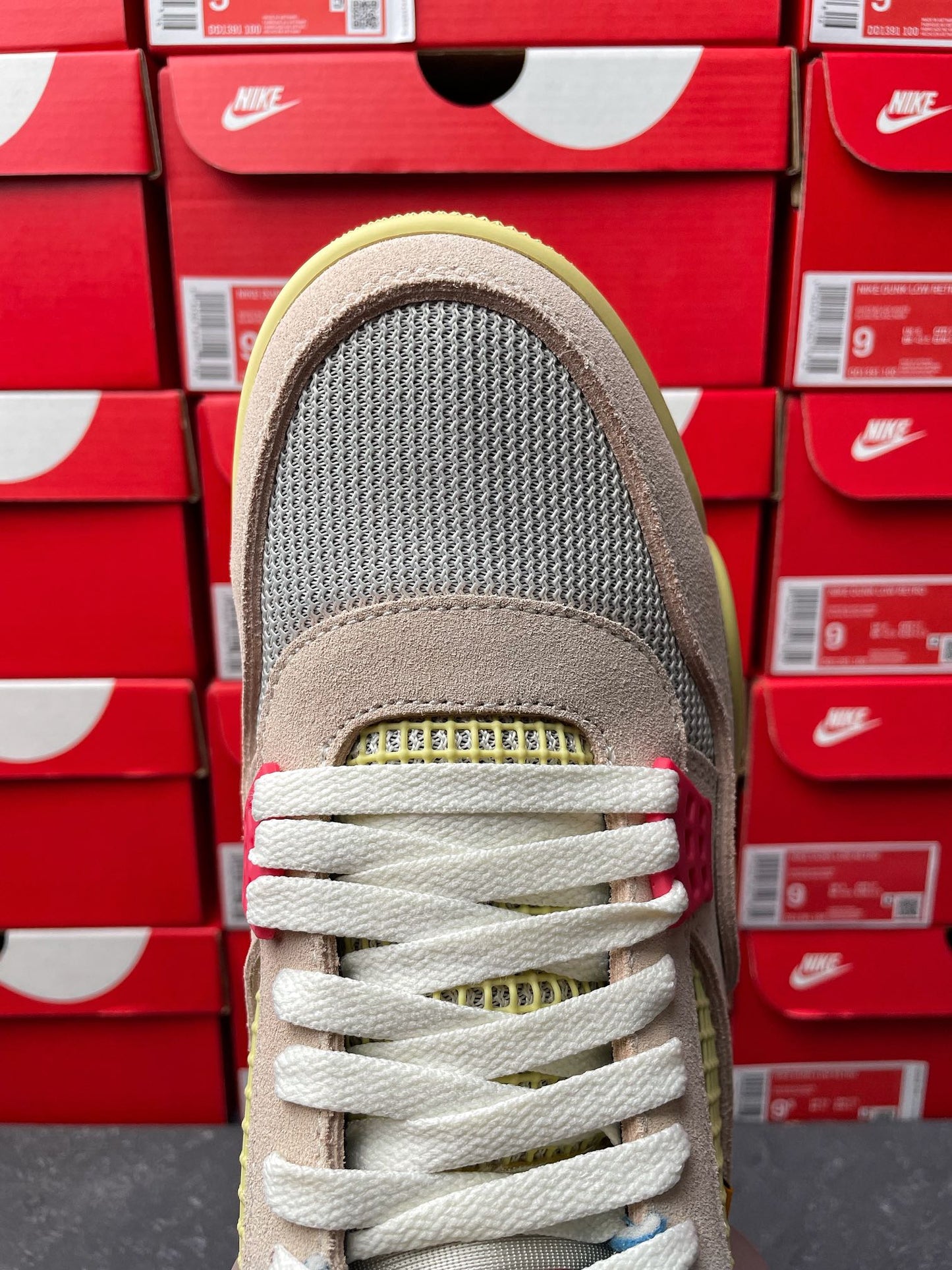 Unisex sneakers