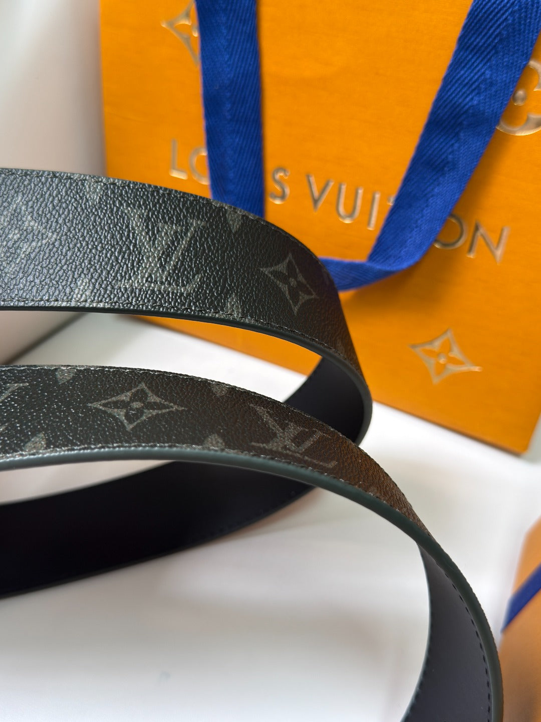 Men belt