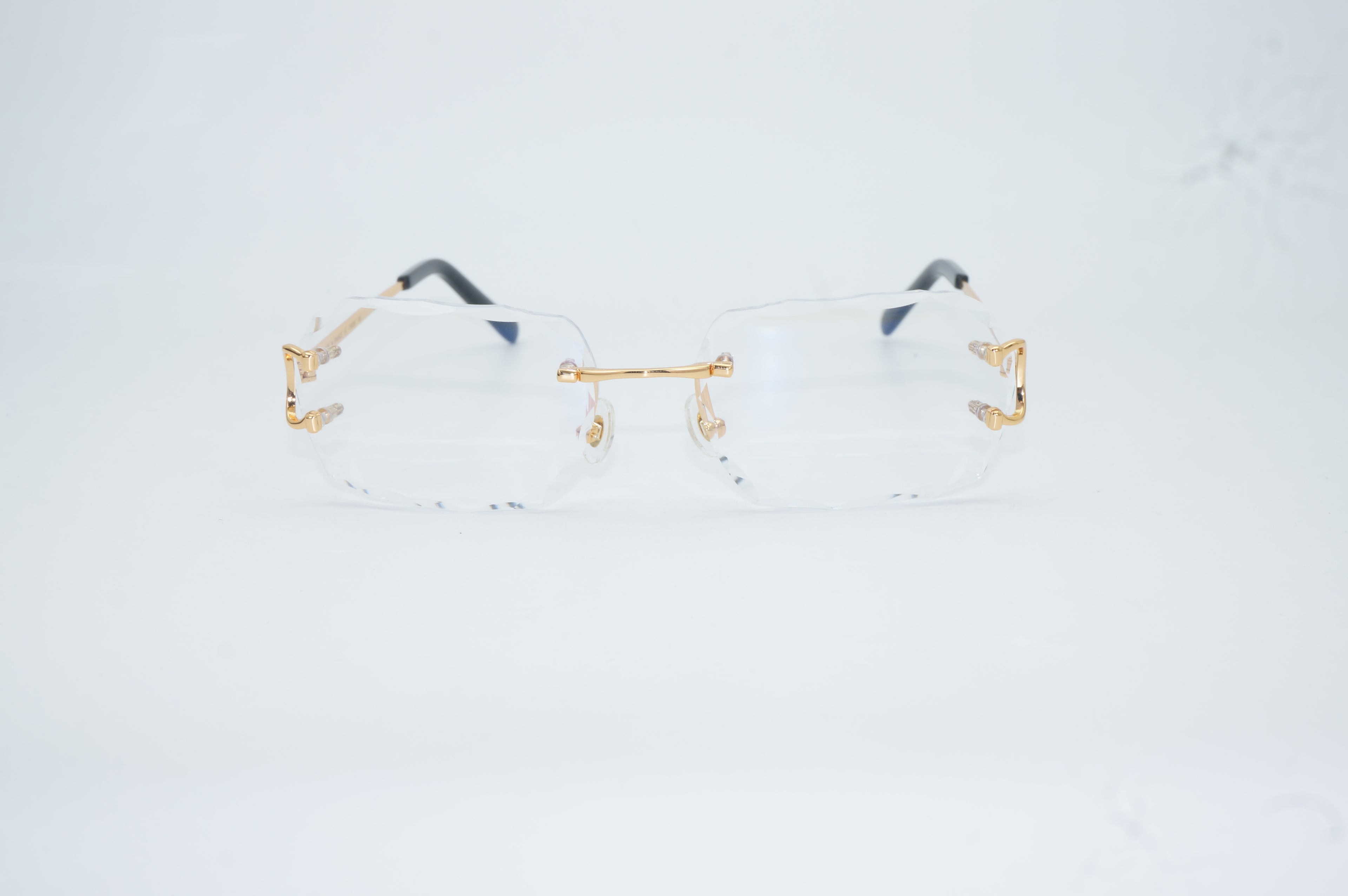 Diamond cut lens sunglasses