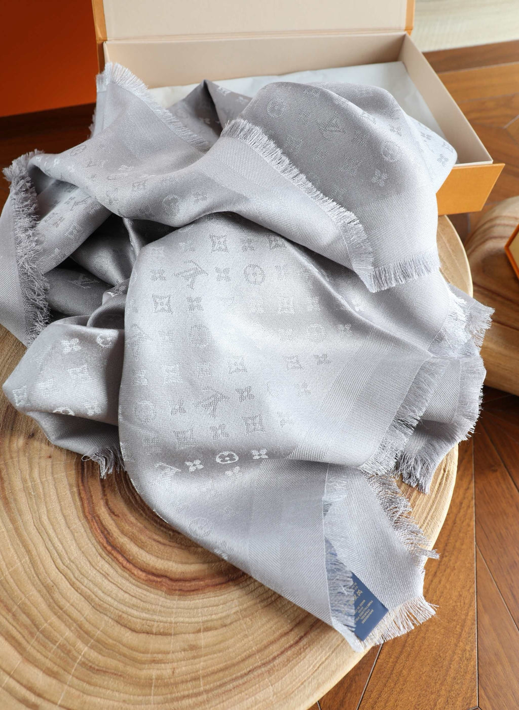 Unisex scarf