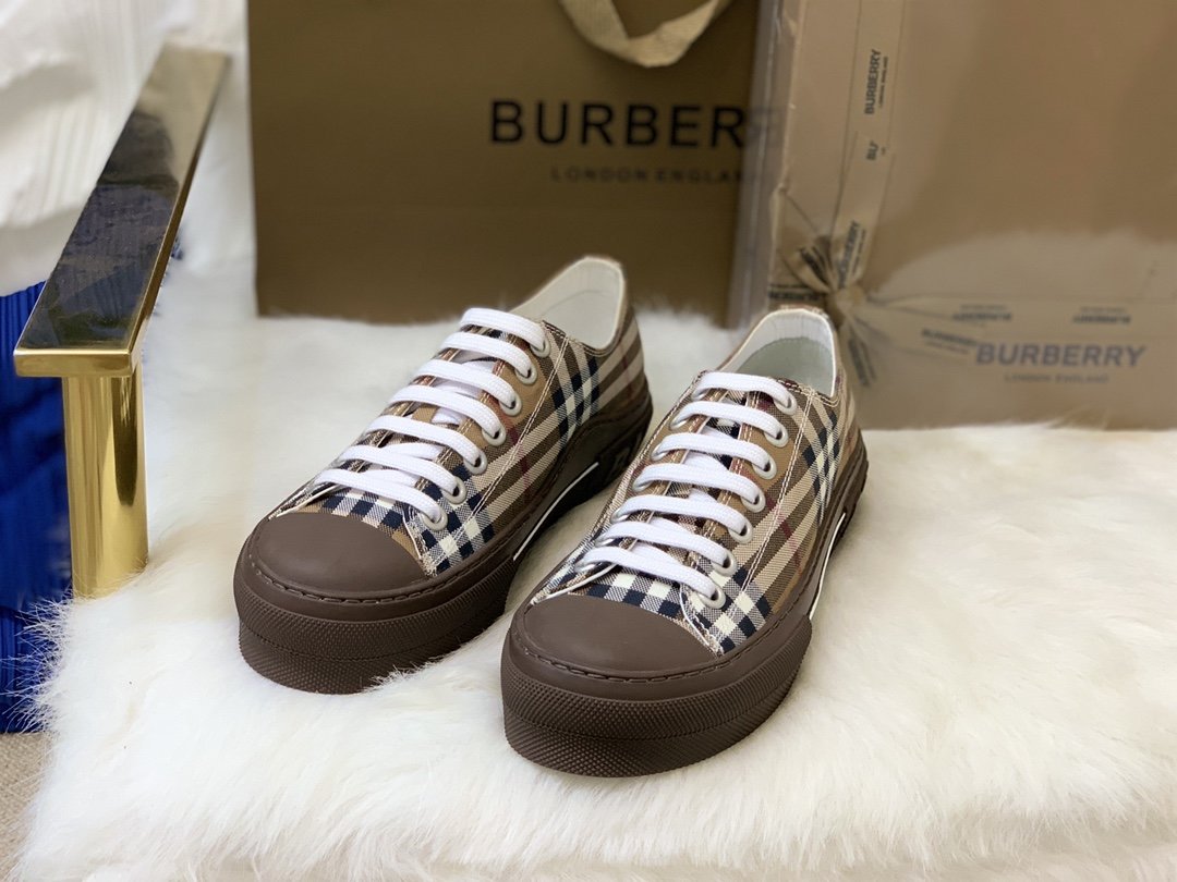 Unisex sneakers