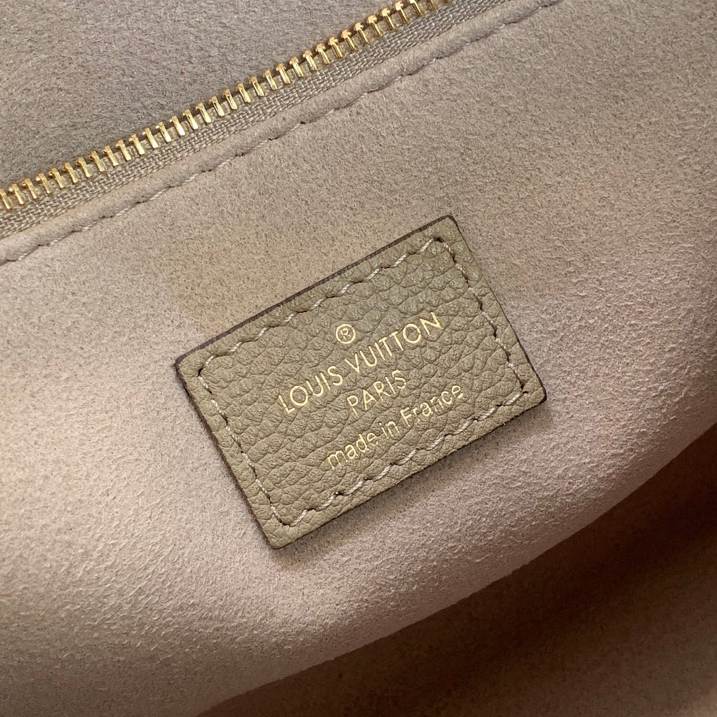 Women bag tote