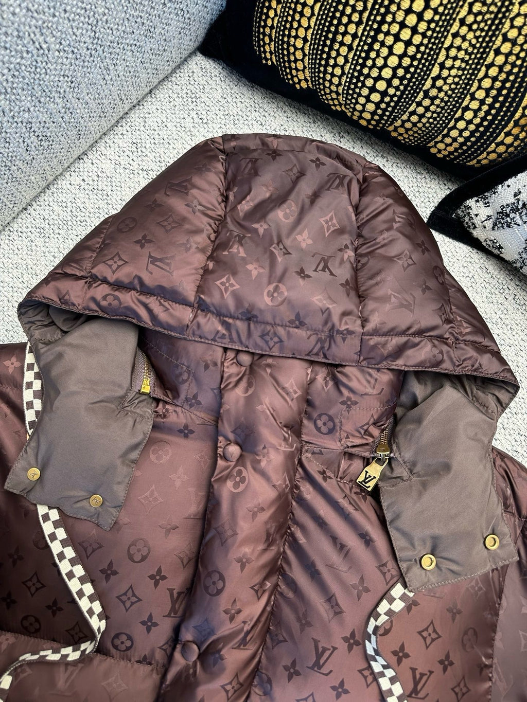 PUFFER JACKET