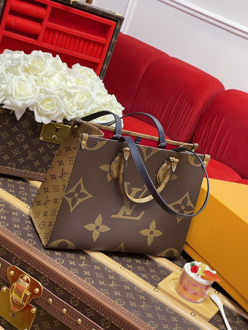 Women bag tote