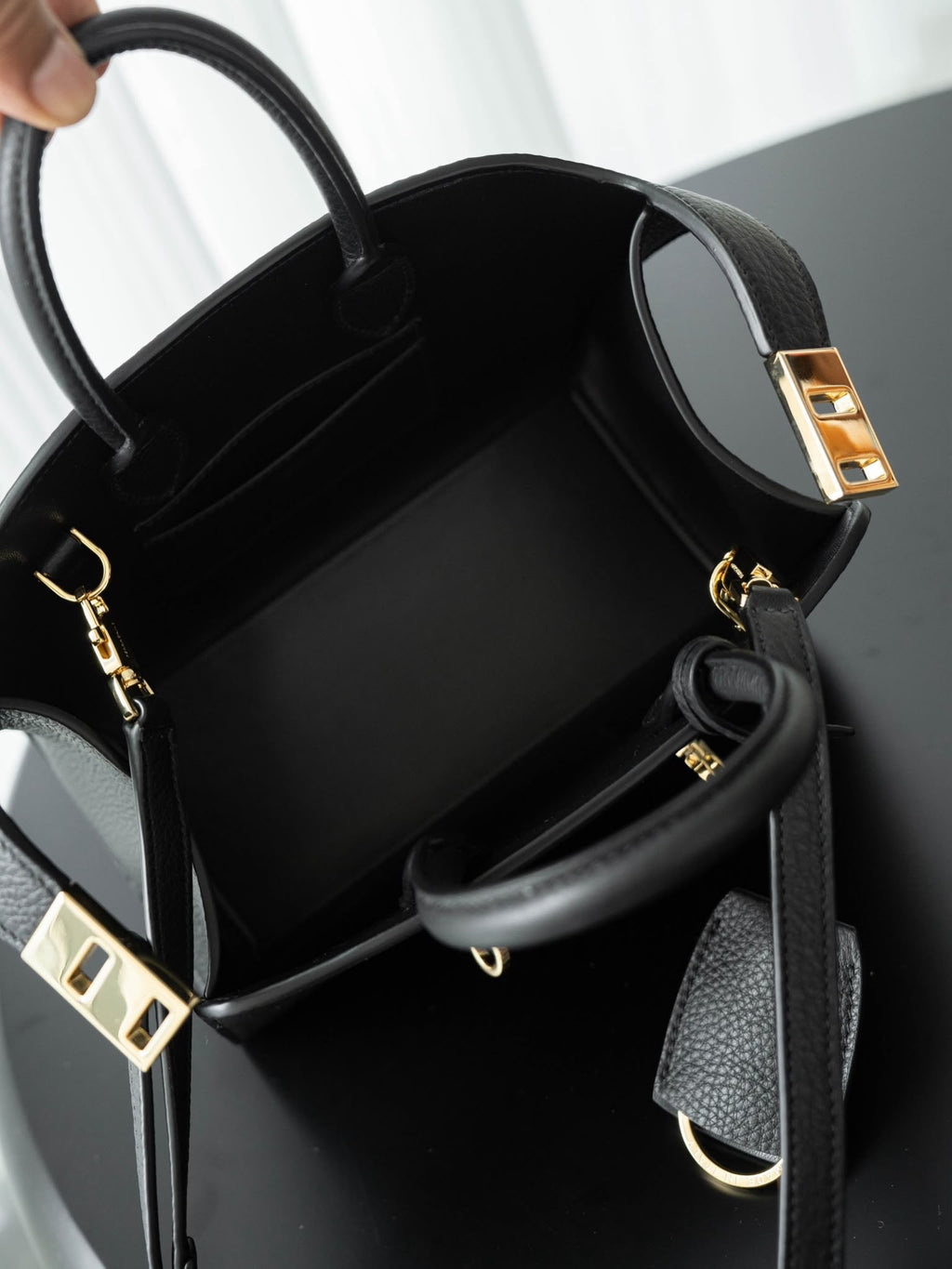 Women bag