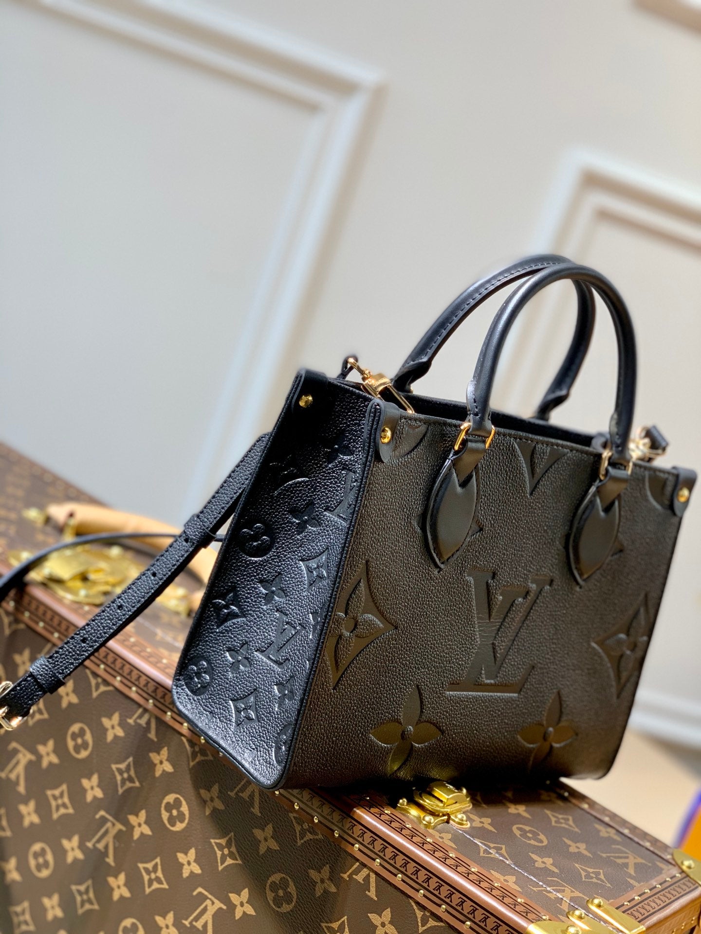 Women bag