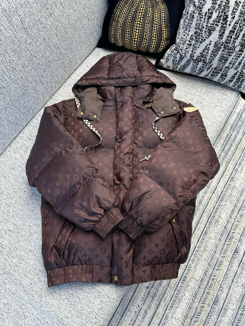 PUFFER JACKET