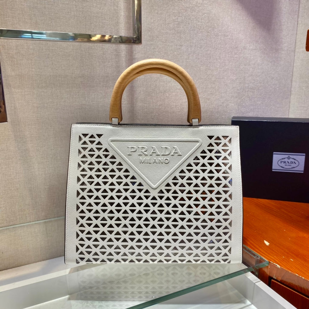 Women bag