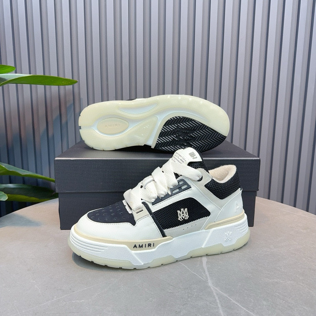 Unisex sneakers