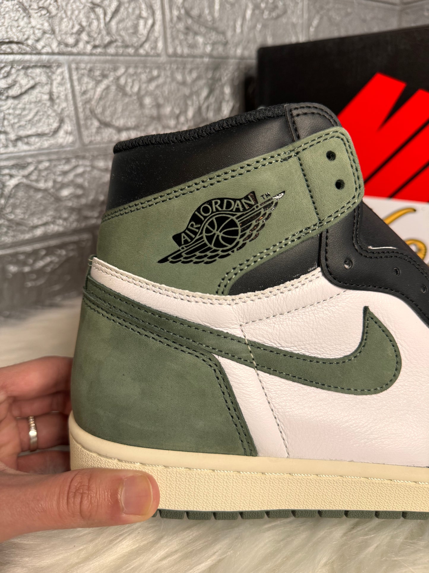 Unisex Sneakers
