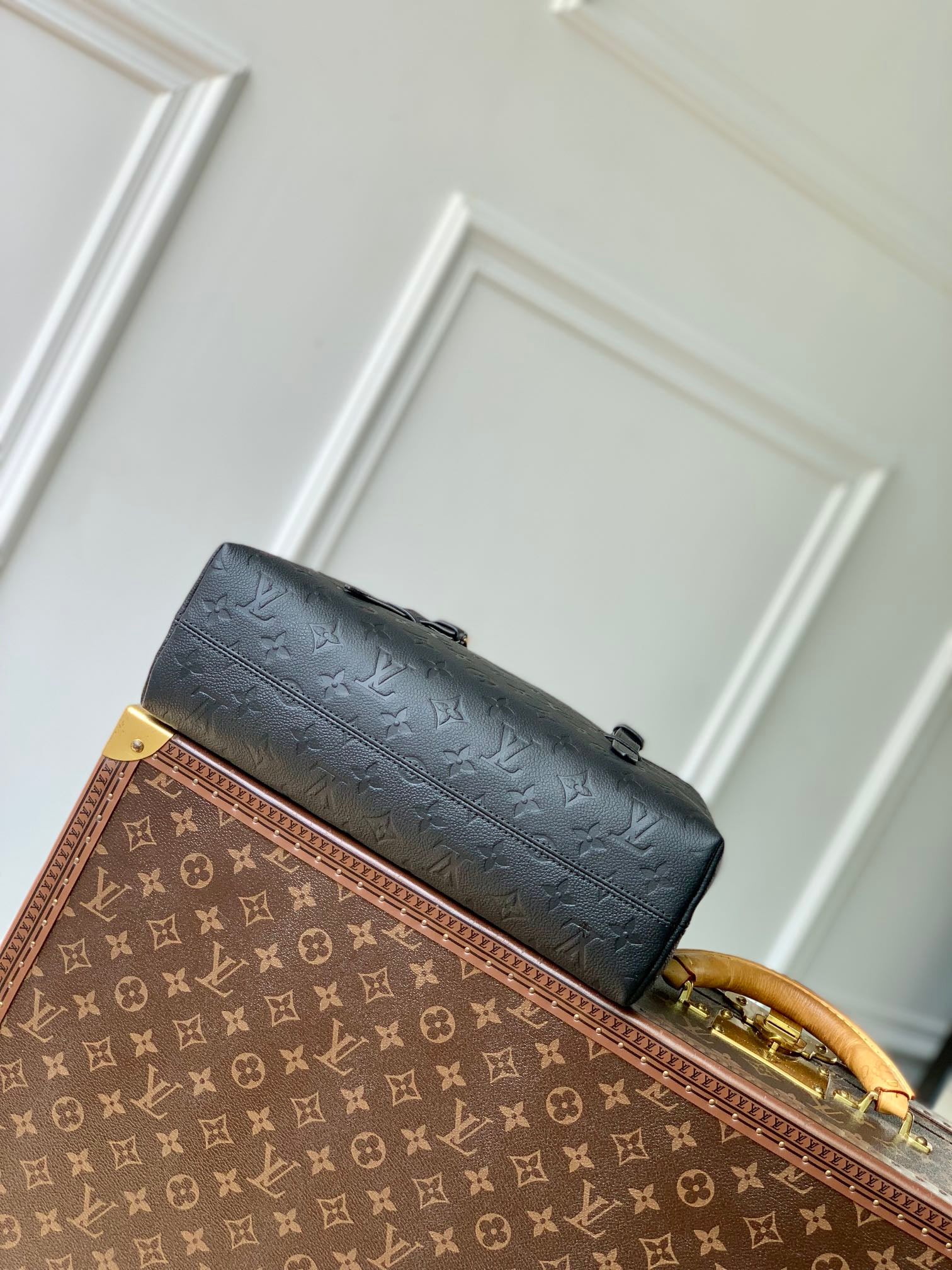 Women bag