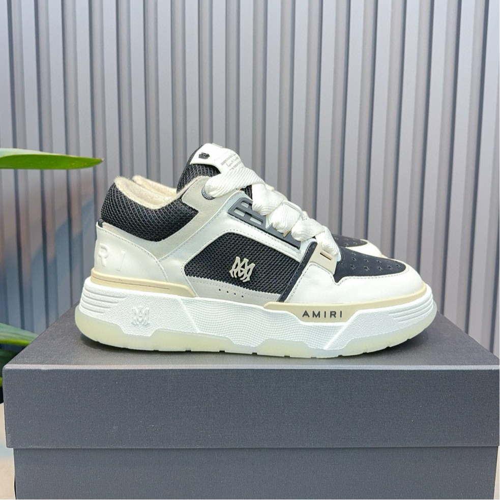 Unisex sneakers