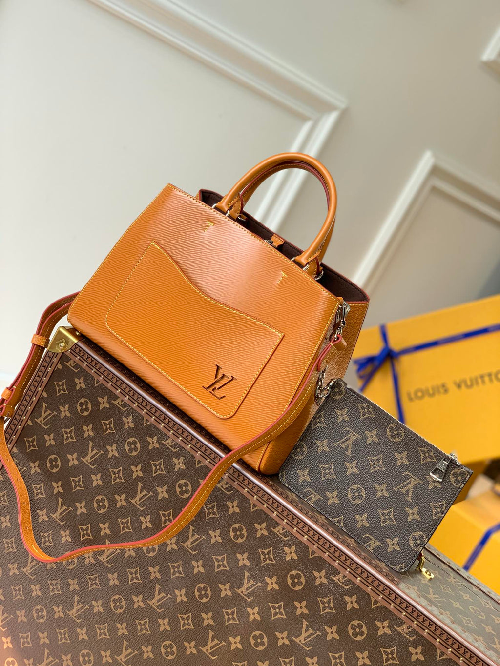 Women bag