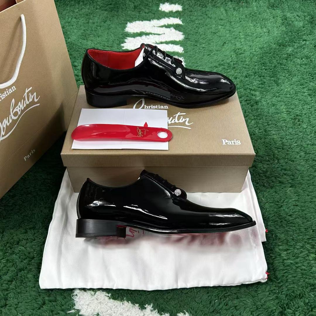 Men loafers