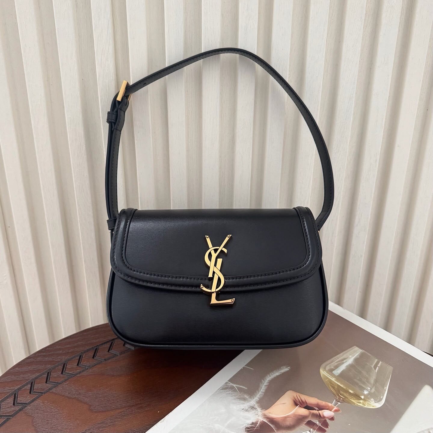 Women bag