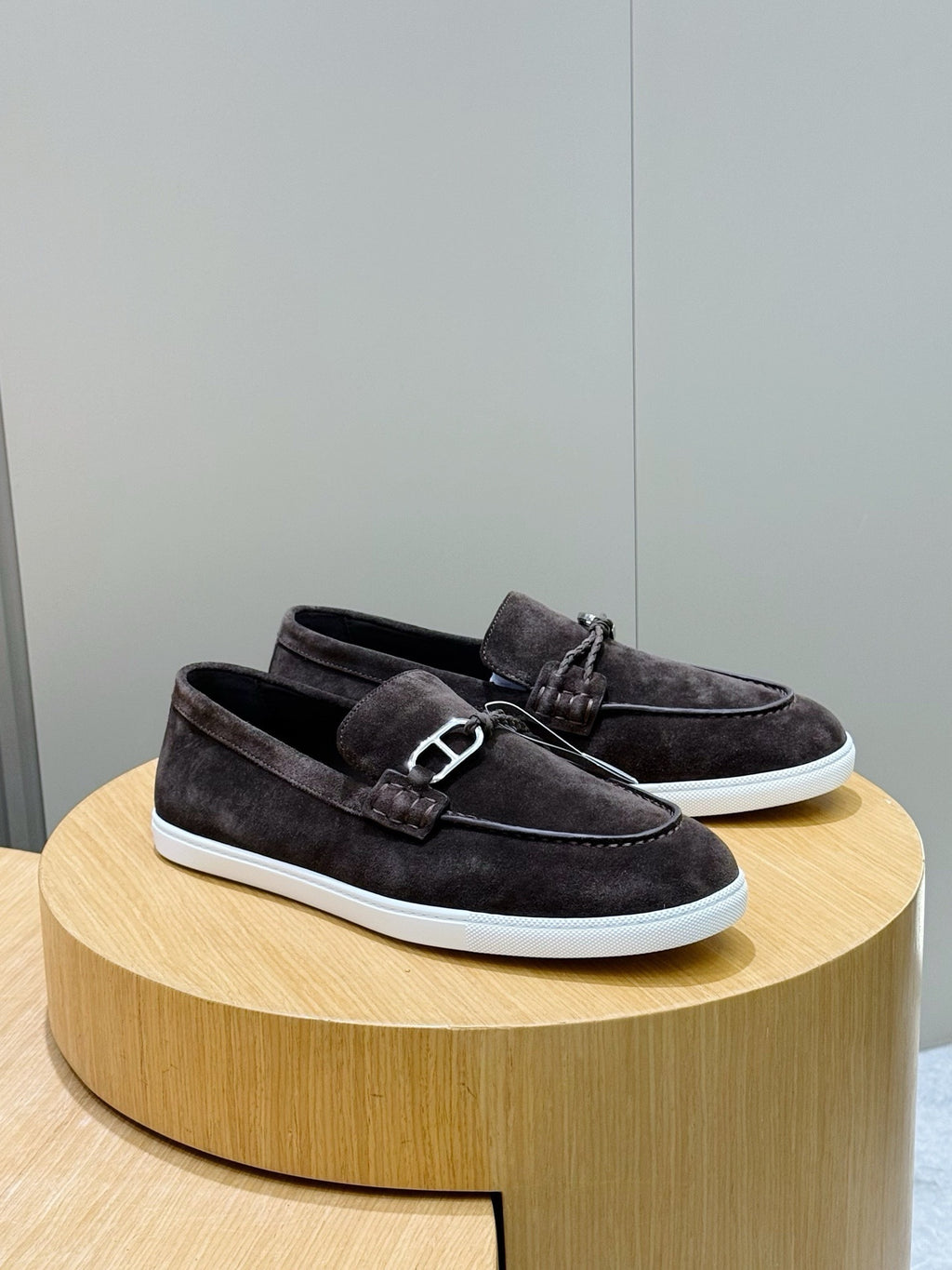 LOAFER