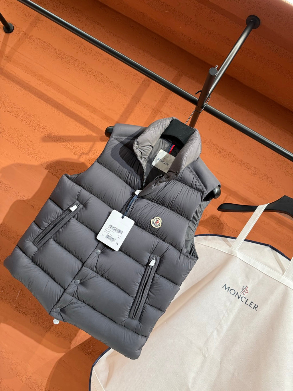 vest