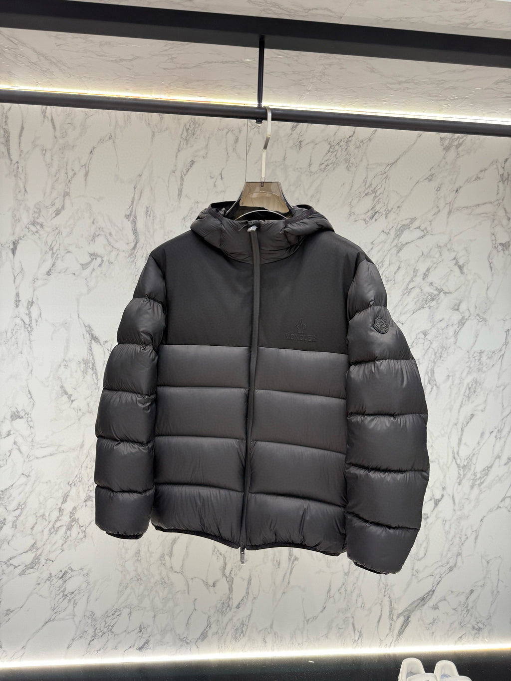 PUFFER JACKET
