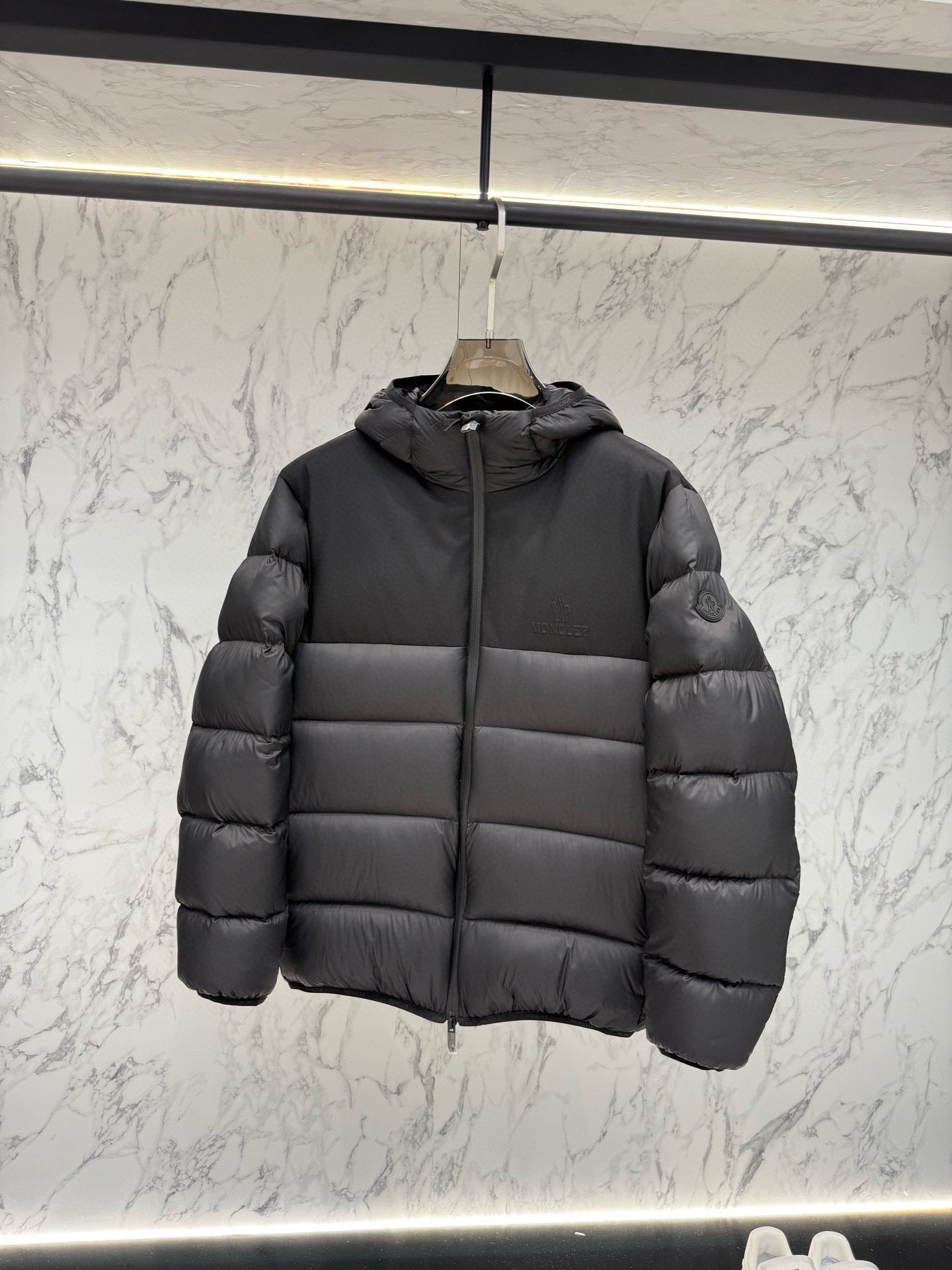 PUFFER JACKET