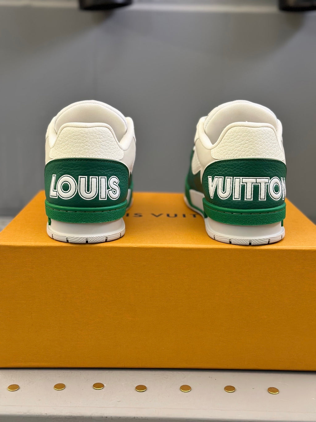 UNISEX SNEAKERS