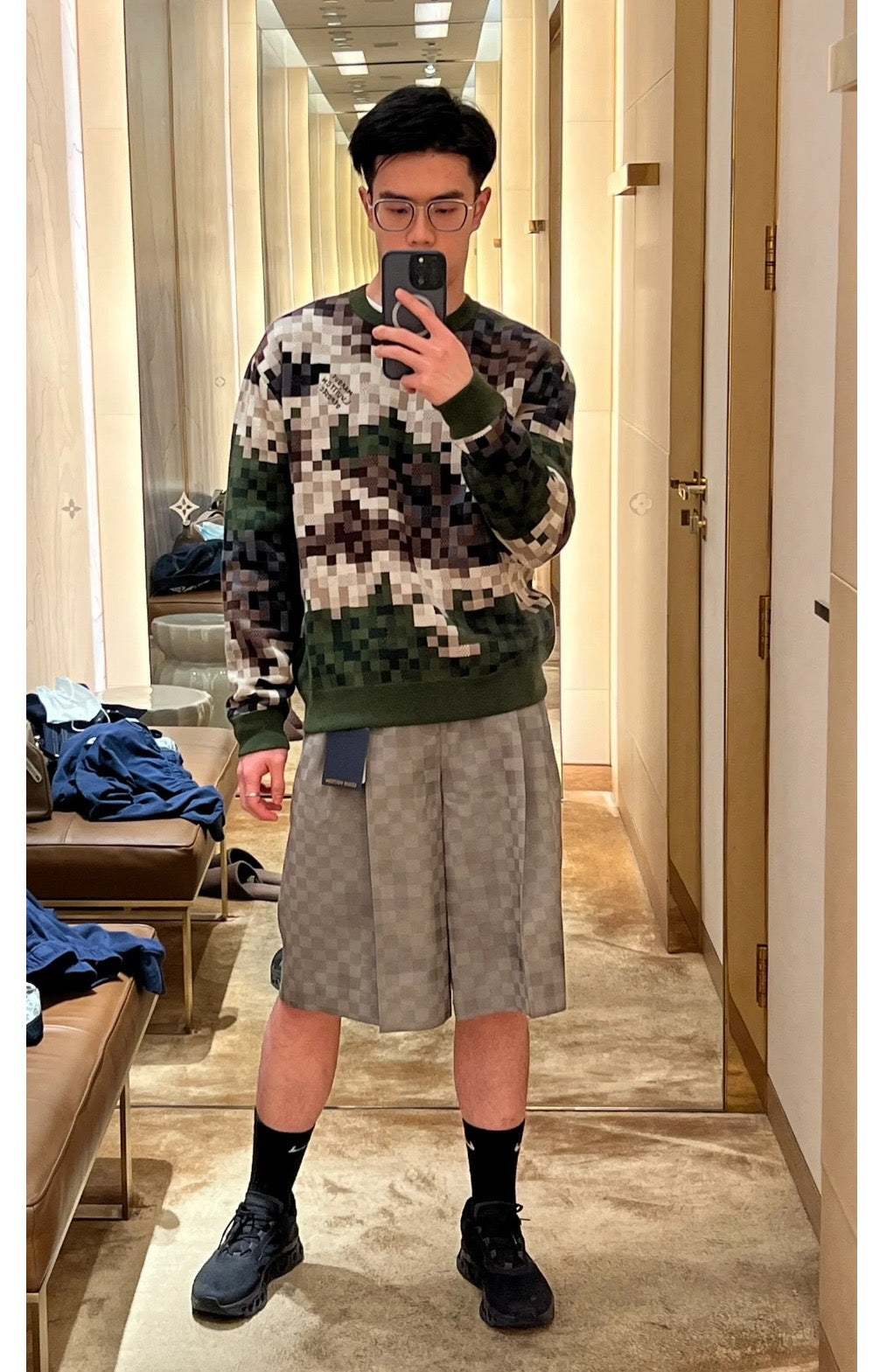HIGH END SWEATSHIRT