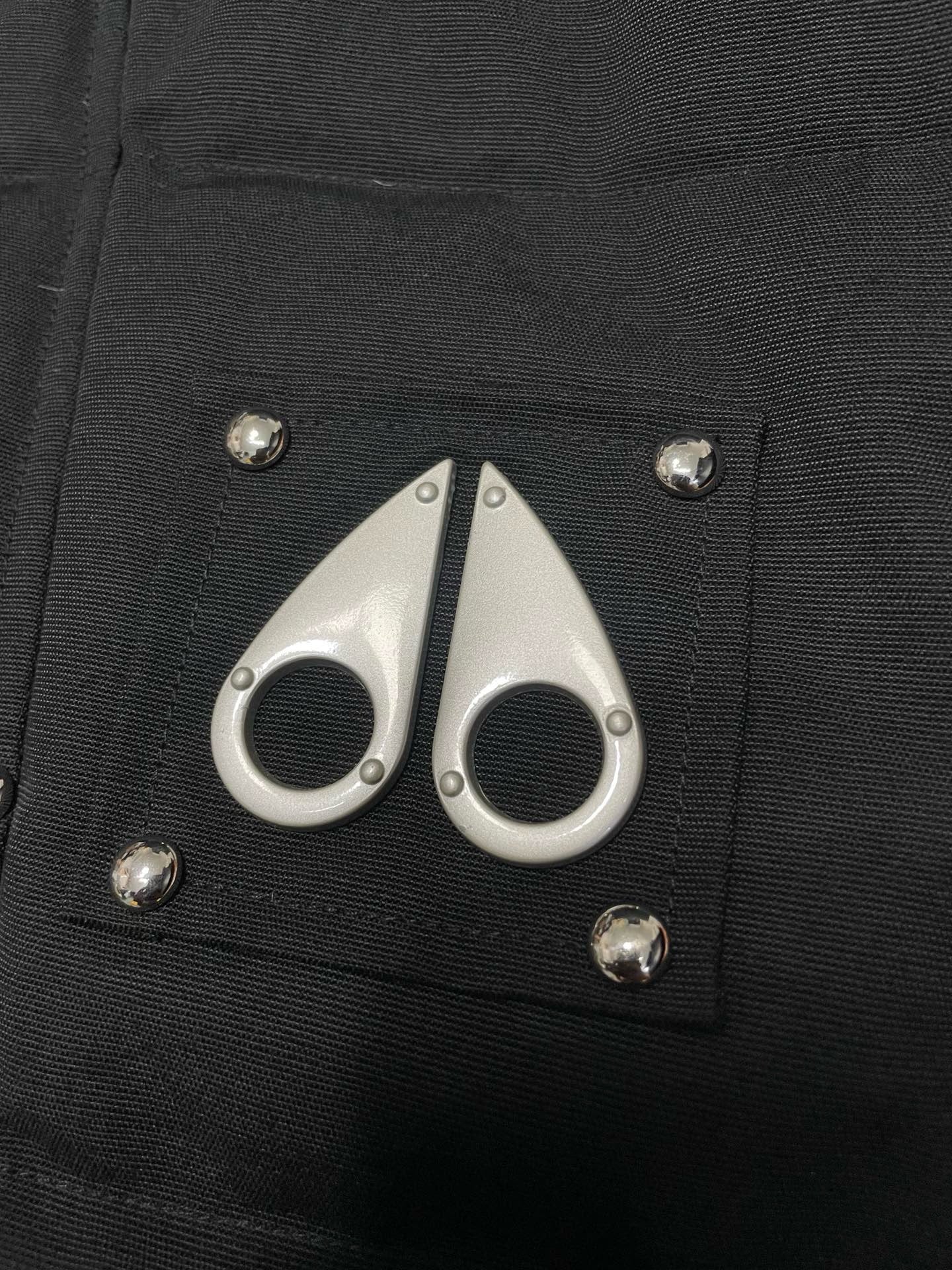 MEN VEST