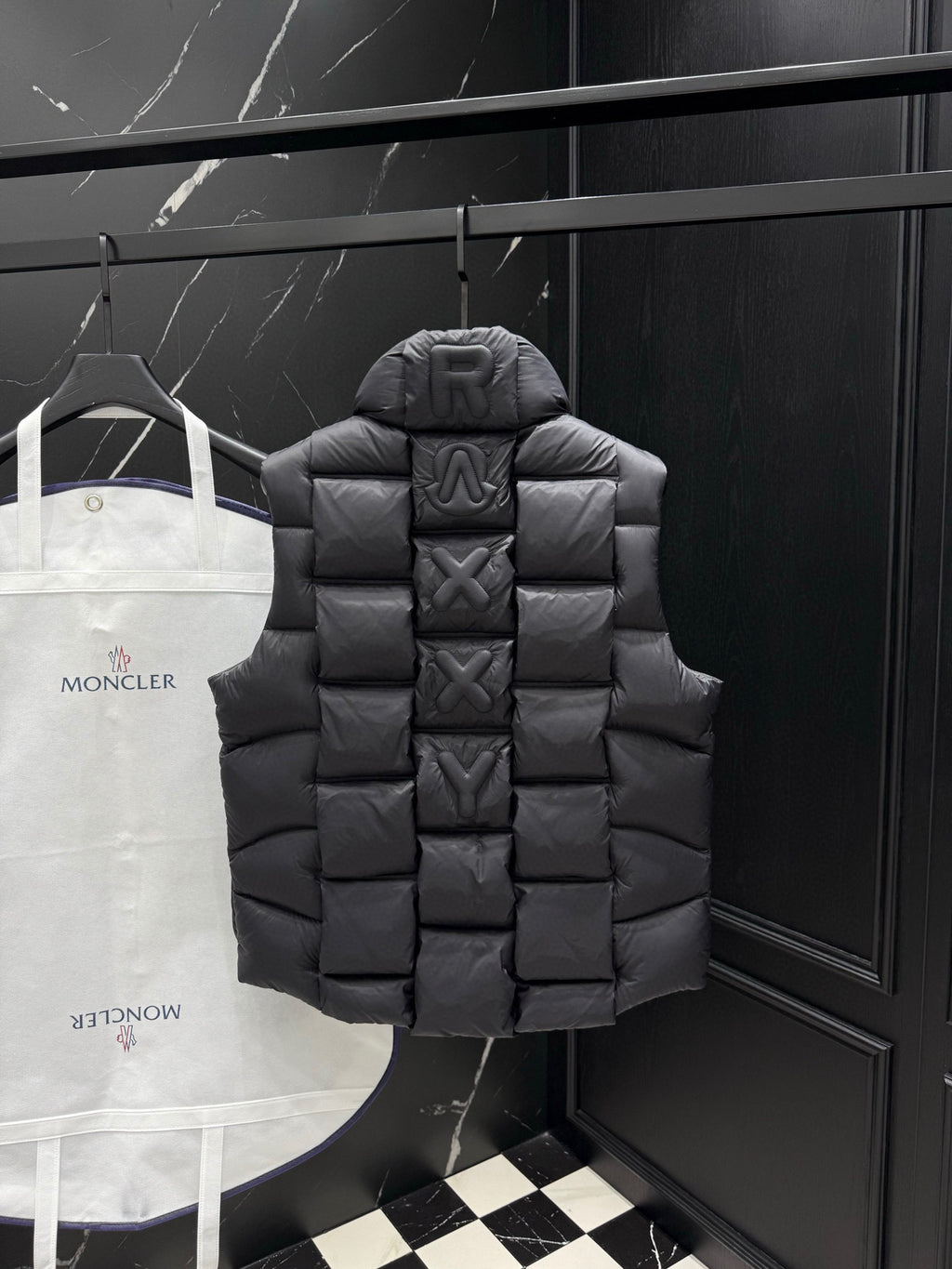 VEST