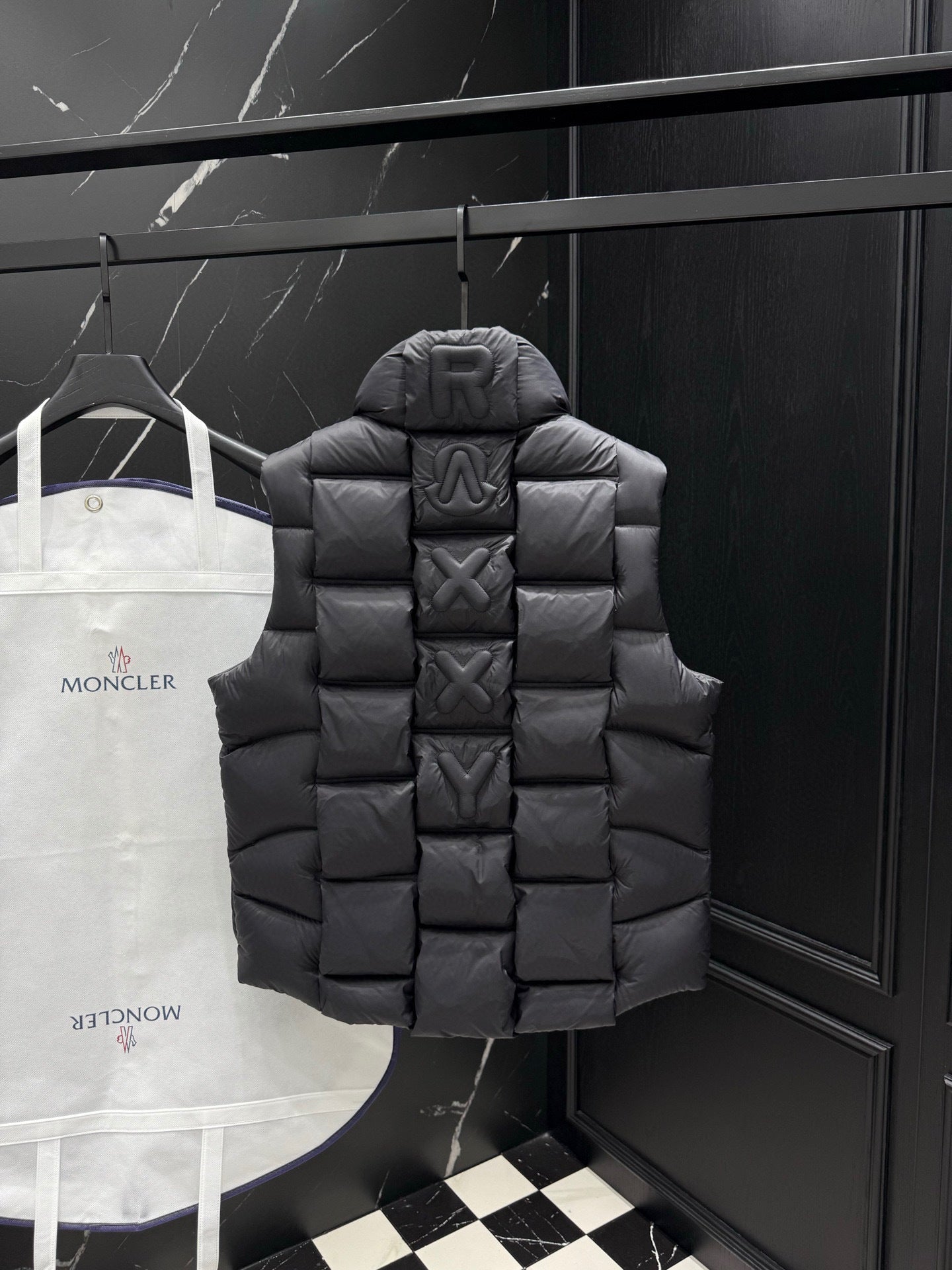 VEST
