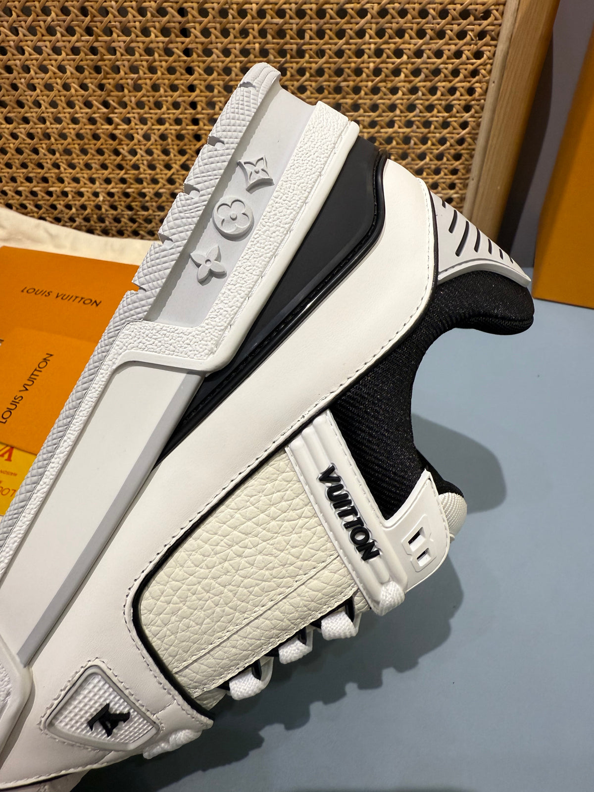 Sneakers