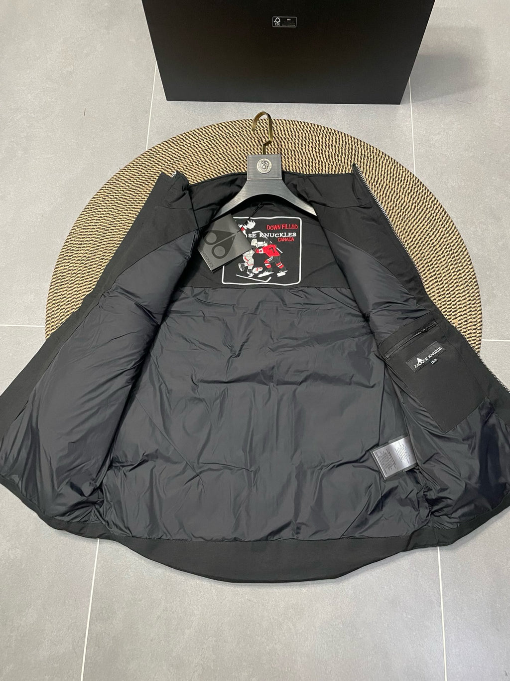 MEN VEST
