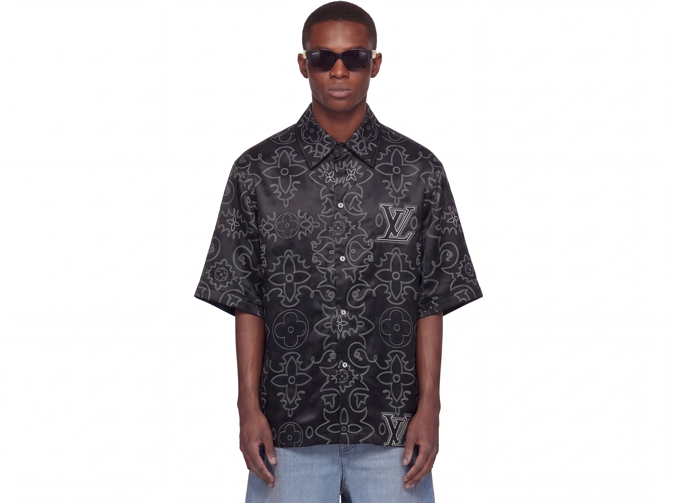 Half sleeve shirt
